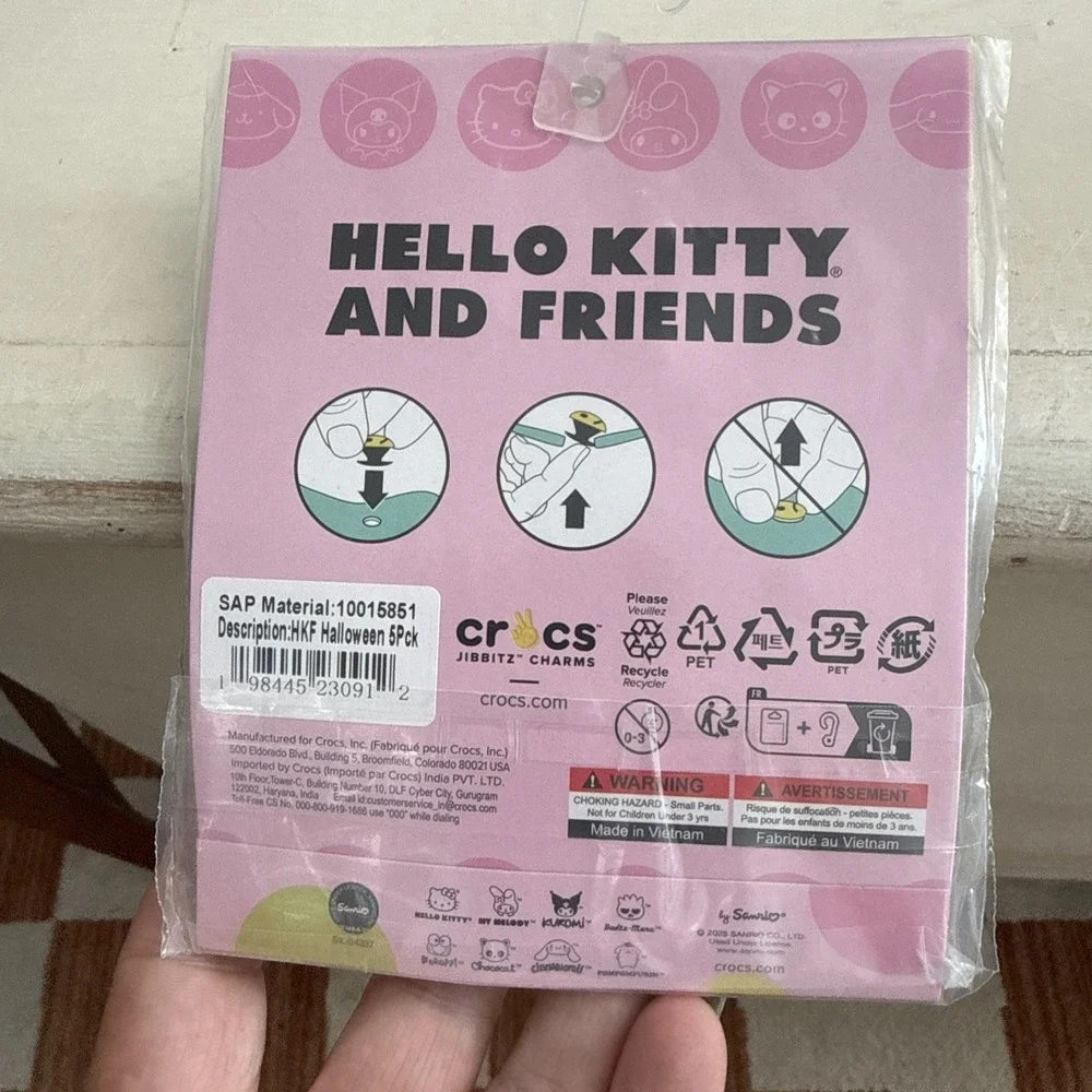 Crocs Jibbitz Shoe Charms Hello Kitty & Friends NEW (5 In A Pack) Sanrio Cute!